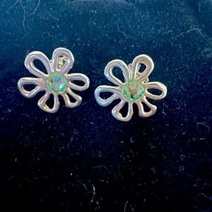Sterling silver flower earring